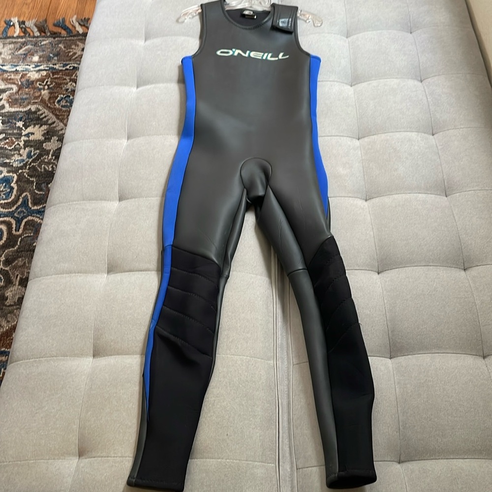 O’neill neoprene sleeveless spring suit. Size men’s m-L